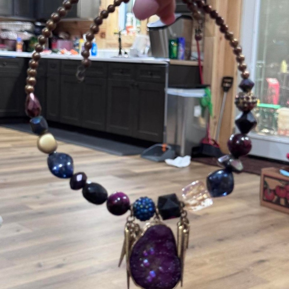 Crystal vintage purple necklace